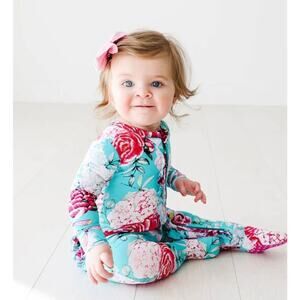 Posh Peanut Eloise Ruffled 0-3months Romper‎ L/S Footed Outfit Multicolor Floral